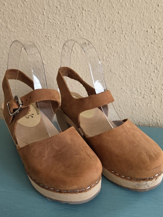 Lotta From Stockholm Shoes - Lotta from Stockholm Highwood Oiled Nubuck Wooden Clogs Brown 37/6.5